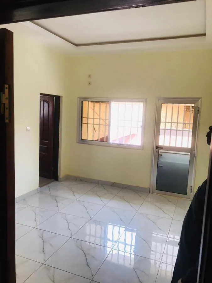 Maison / villa 5 ch. · Lambanyi, photo 4