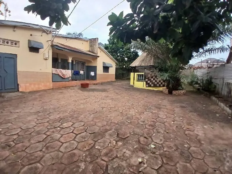 Terrain · Nongo, photo 2