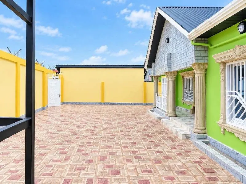 Maison / villa 3 ch. · Coyah, photo 3