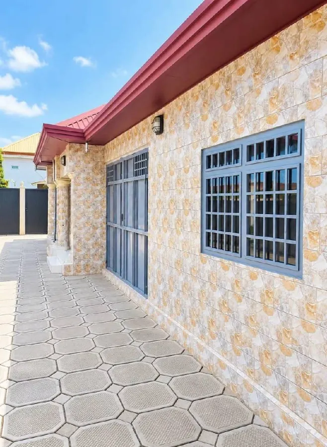 Maison / villa 3 ch. · Coyah, photo 3
