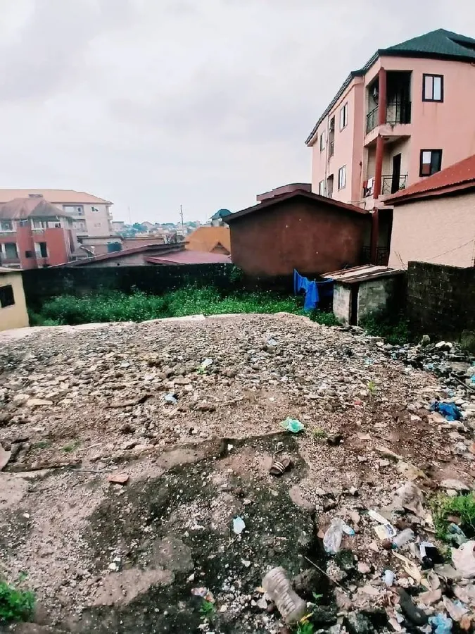 Terrain · Lambanyi, photo 2