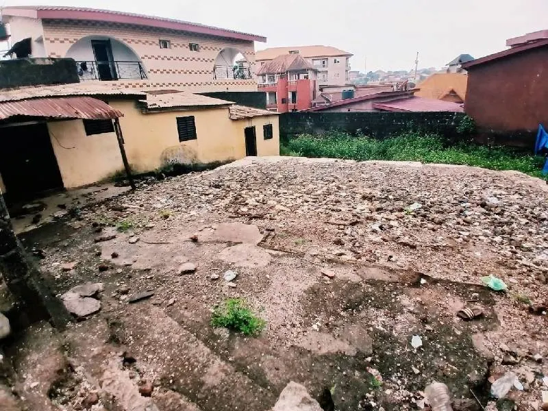 Terrain · Lambanyi, photo 3